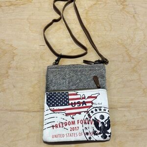 USA Freedom Forever Crossbody Bag - Gray and White
